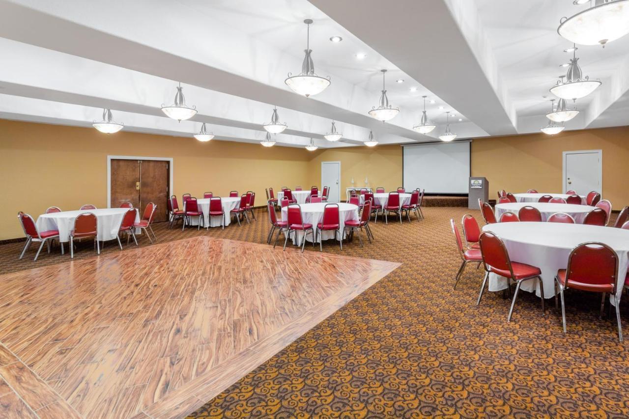 Days Inn & Suites By Wyndham Clovis Eksteriør bilde