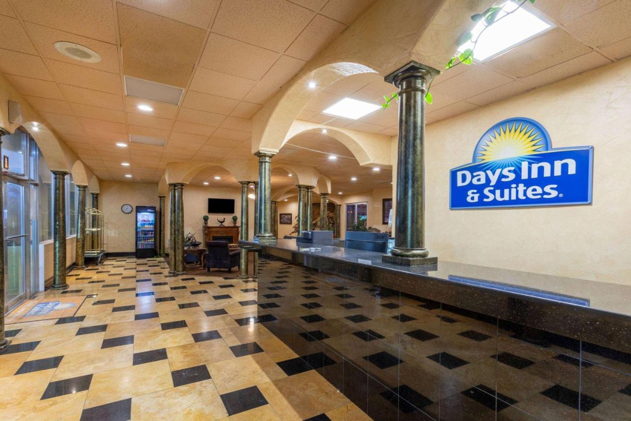 Days Inn & Suites By Wyndham Clovis Eksteriør bilde