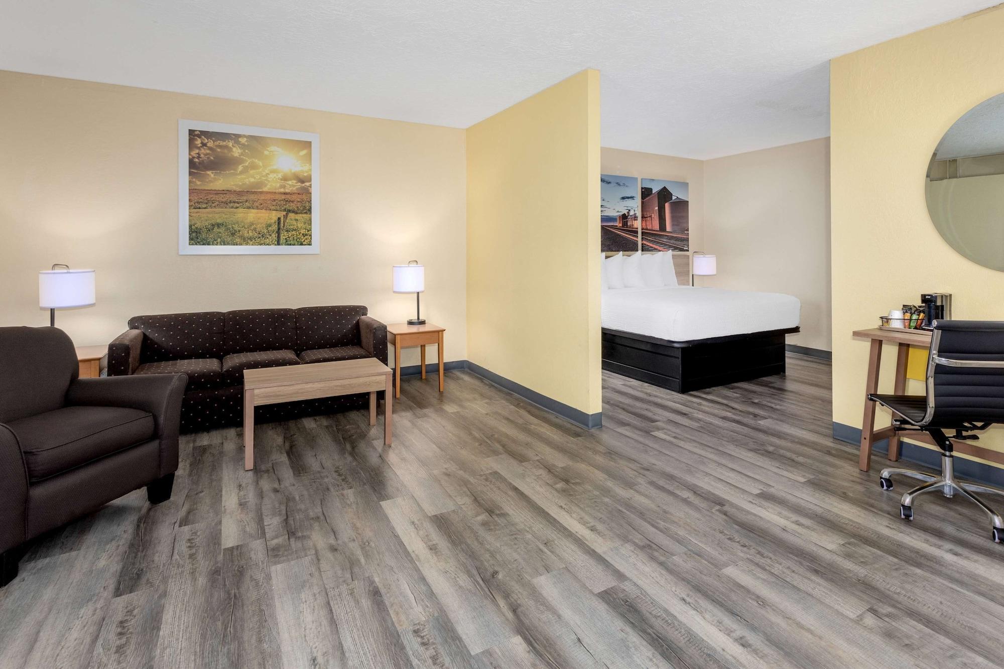 Days Inn & Suites By Wyndham Clovis Eksteriør bilde