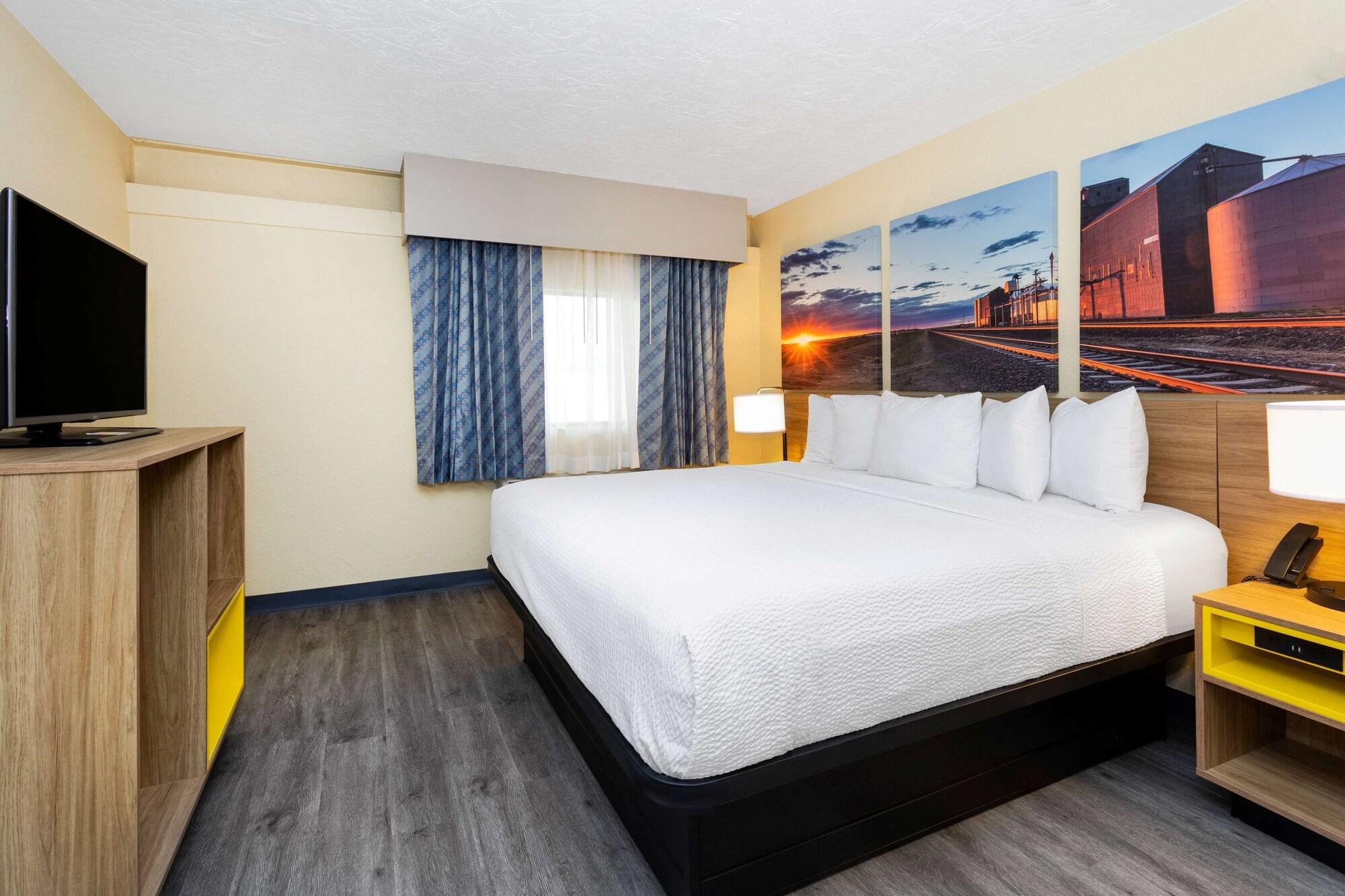 Days Inn & Suites By Wyndham Clovis Eksteriør bilde