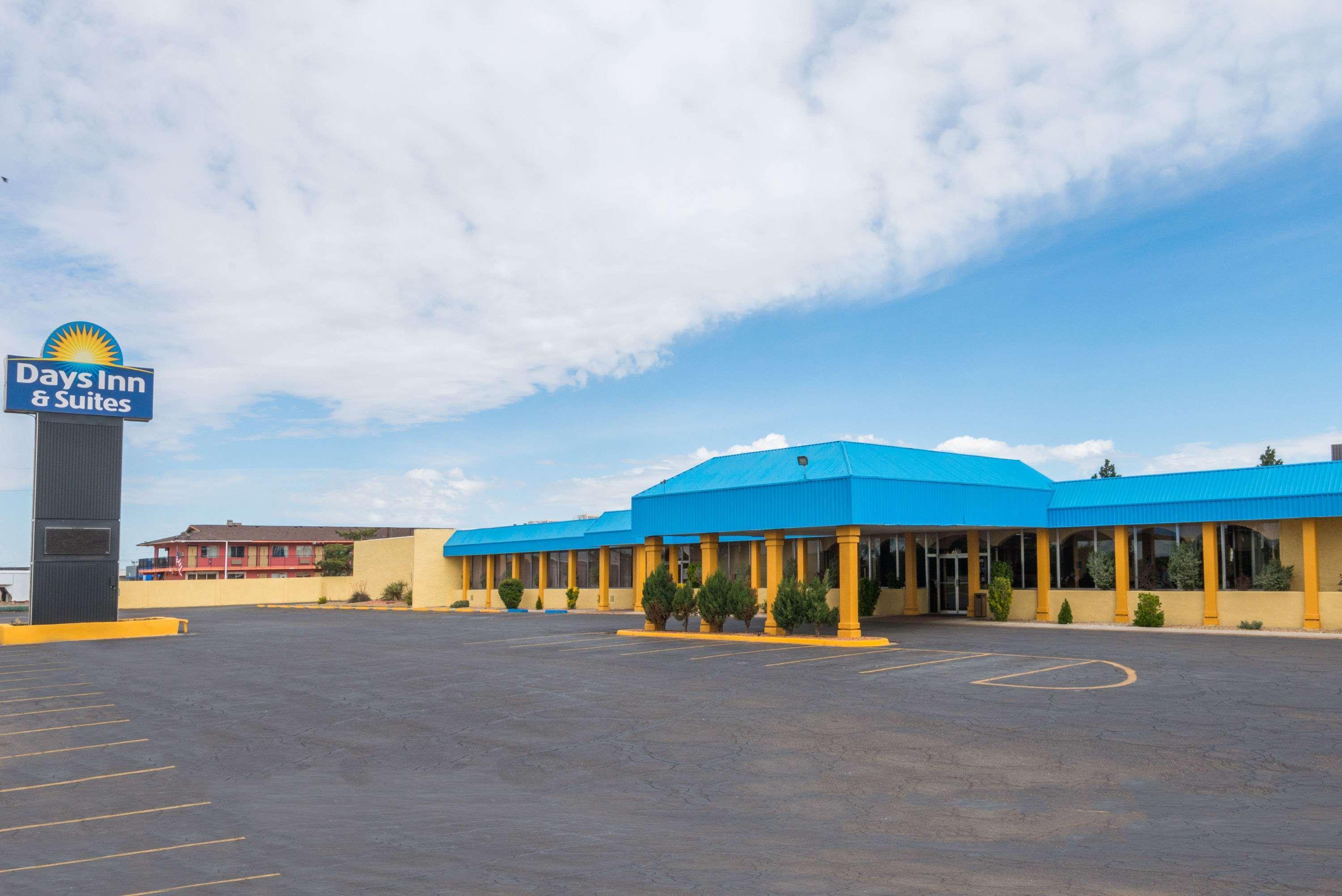Days Inn & Suites By Wyndham Clovis Eksteriør bilde