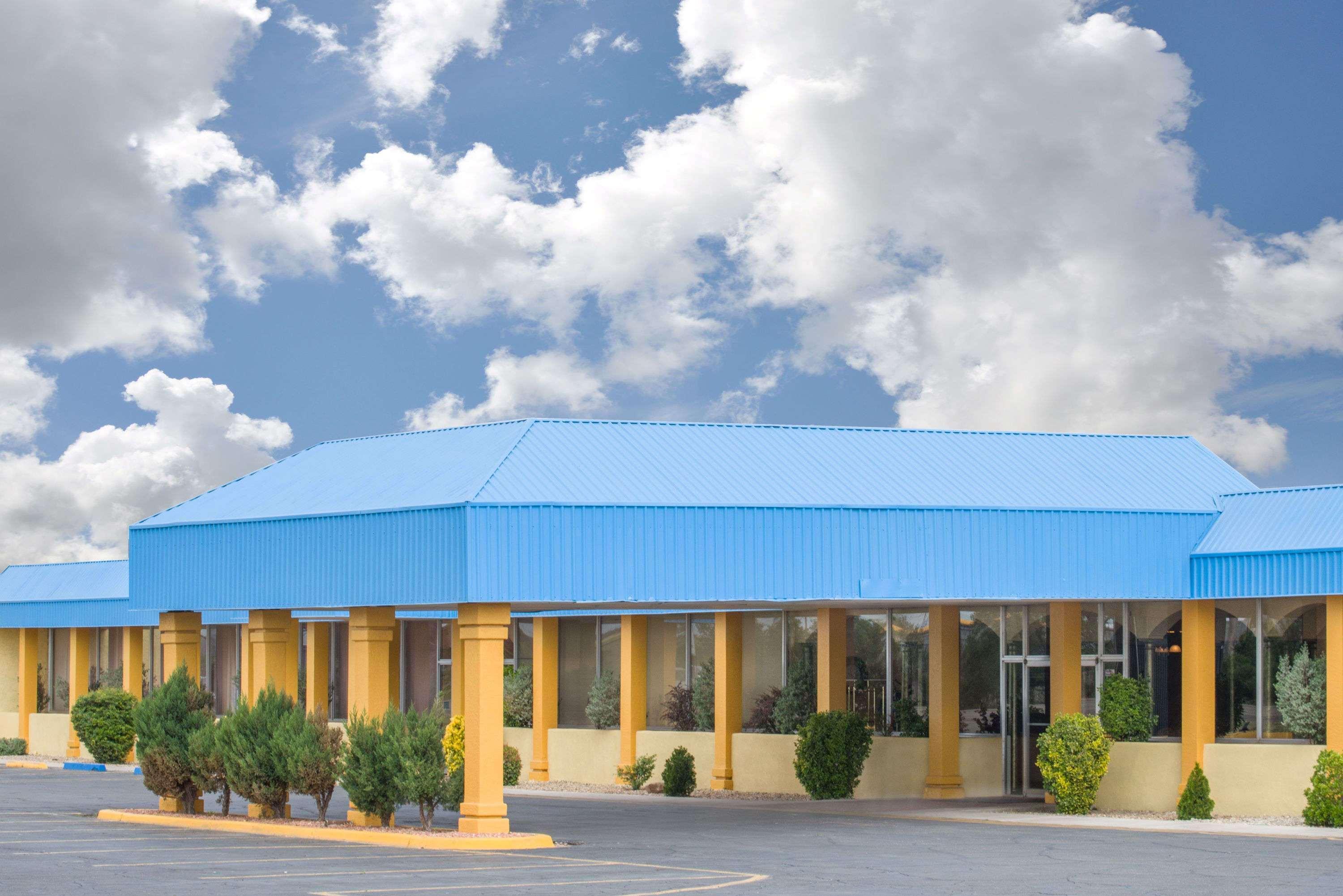 Days Inn & Suites By Wyndham Clovis Eksteriør bilde