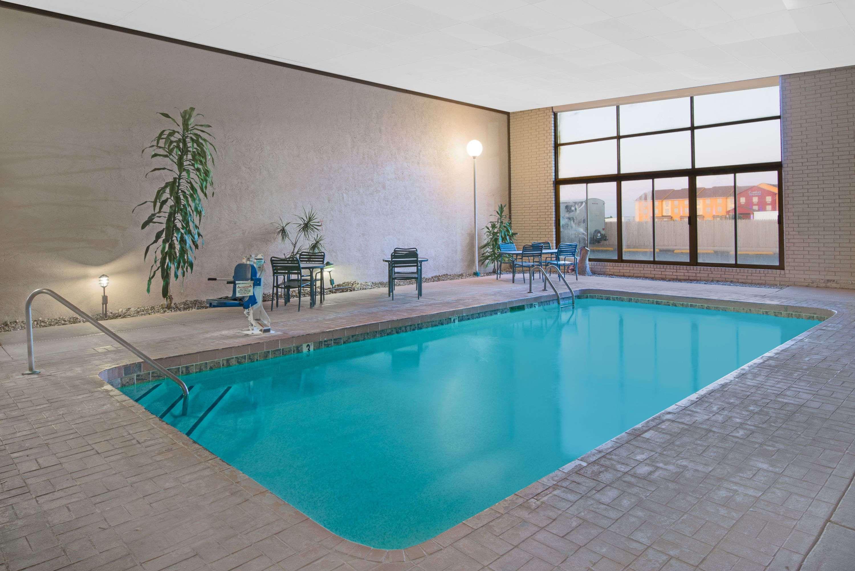 Days Inn & Suites By Wyndham Clovis Eksteriør bilde